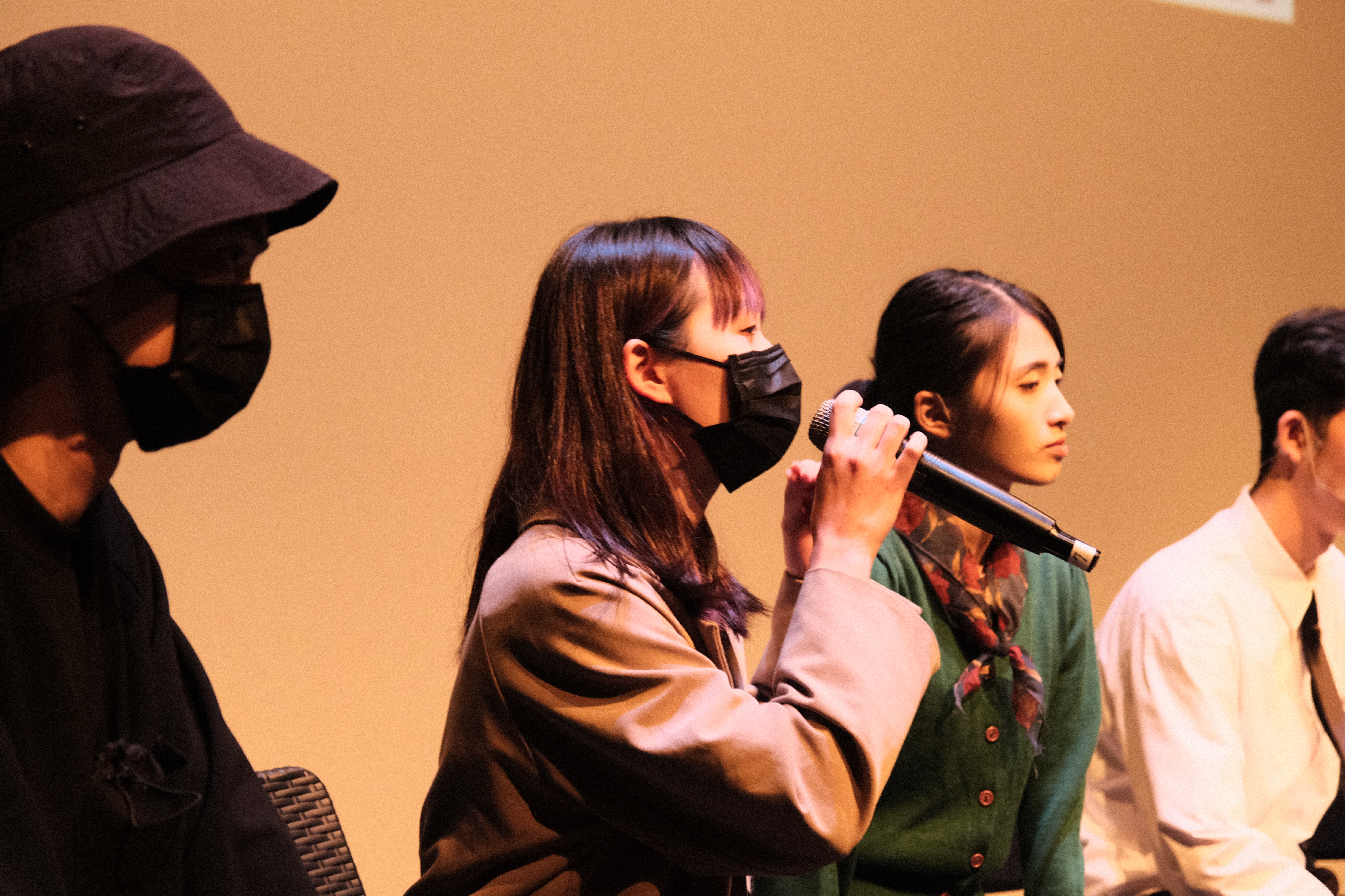 導演田欣回答觀眾對於《留聲》結局之提問。中文畢業公演團隊提供。