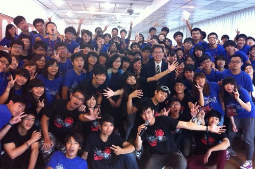 中央大學102學年「全校社團幹部訓練」8月20日一連四天在新竹舉辦。成佩璇攝