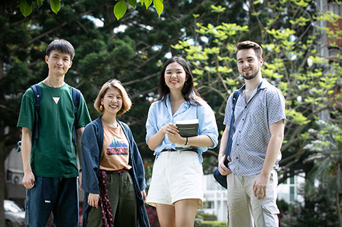 中央大學主辦的「全國大學先修課程暨認證資訊平台」,去年有高達91%的學生通過學分認抵,深受學生和家長好評。照片秘書室提供