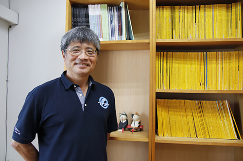 中央大學太空所劉教授三十年磨一劍，以電離層地震前兆研究，受到國際地震界矚目。黃千娪攝