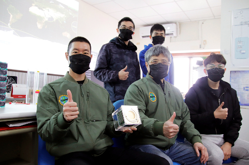 台美印INSPIRESat-1衛星發射　中央大學成功接收到訊號