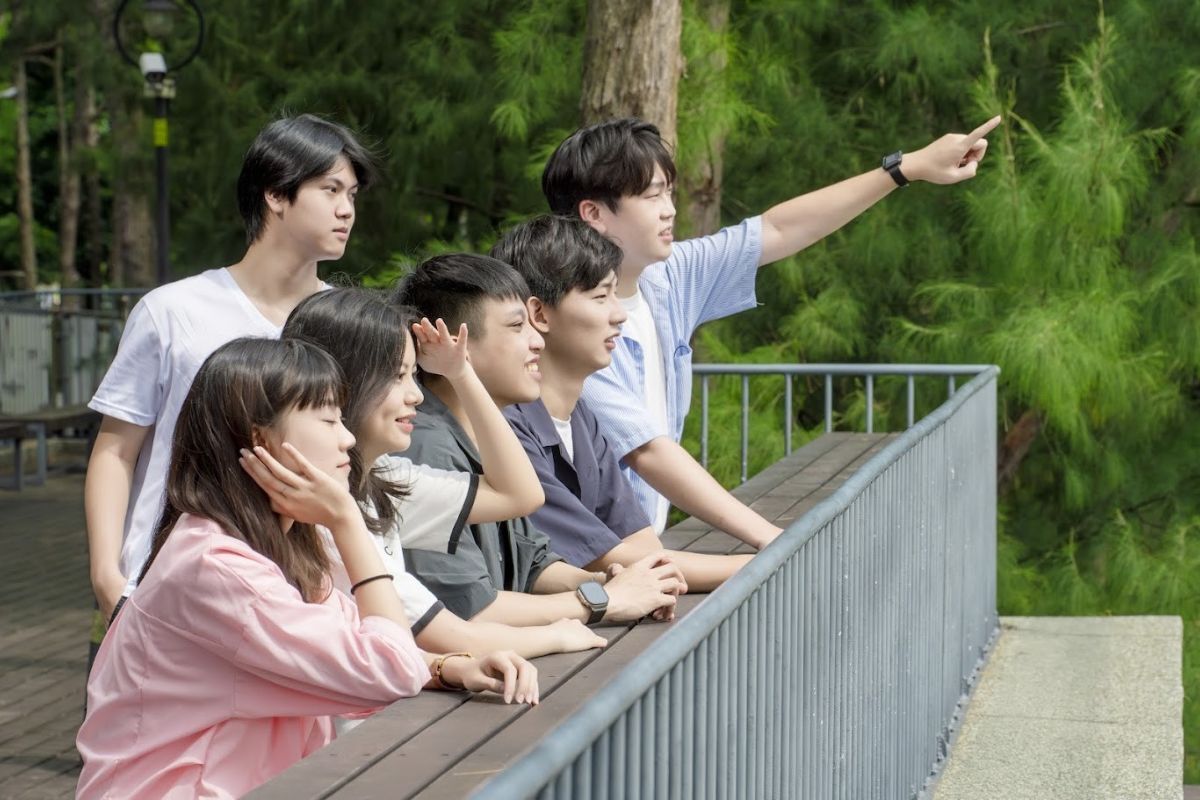 在競爭激烈的亞洲高教舞台中，中央大學持續在研究、教學與國際能見度上穩定前進。照片秘書室提供